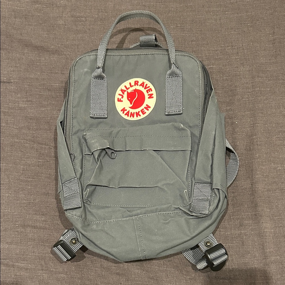 Kånken Gray Mini Backpack